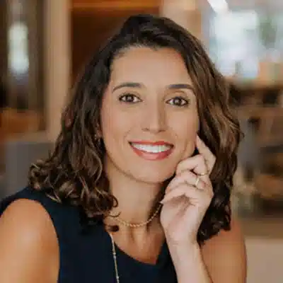 Flávia Elias