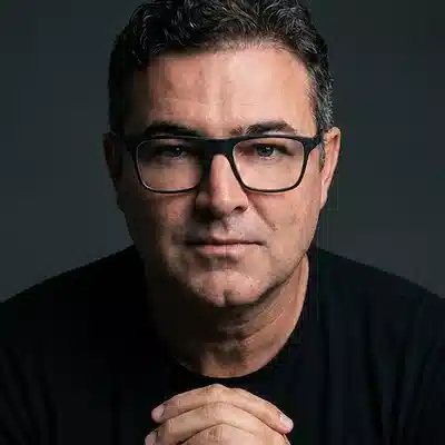 Luciano Fernandes Pope 