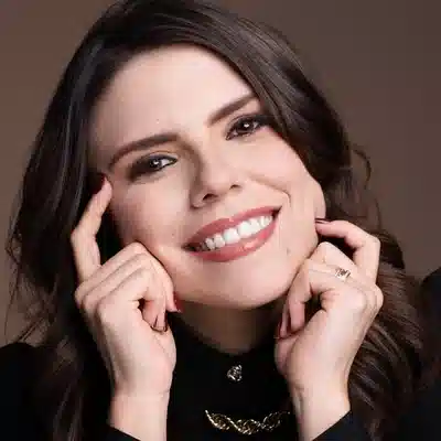 Amanda Correia